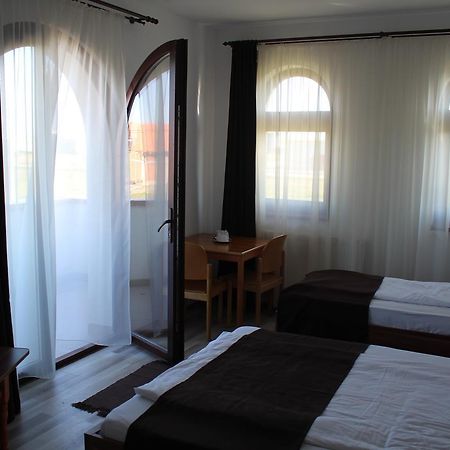 Pensiunea Casa Alba Osorheiu Zewnętrze zdjęcie
